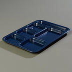 Carlisle FoodService Products Right Hand 6-Compartment Melamine Tray 14.5" x 10" - Café Blue