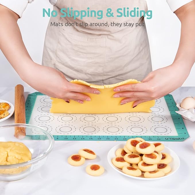 U-Taste 446ºF Heat Resistant Macaron Silicone Baking Mat, Non Stick Reusable Cookies Pastry Sheet Liner with Edge Enhancement Circle Measurement (Half/Jelly Roll/Quarter Sheets Size, Aqua Sky)