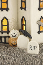 Lenox Vintage Halloween Light-Up Manor Figurine, 8.25-Inch, Porcelain Haunted House, Halloween Decor Indoor, Pumpkins, Ghost, Fall Decor Spooky Table Decoration (1 Piece) 3 AAA Batteries Not Included