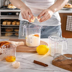 DaYammi Measuring Cups 1-Piece, Unbreakable Food-Grade Plastic Measuring Cup for Dishwasher, 16-Cup Liquid Measuring Cups for Prepping, Baking, Cooking, Readable Markings, 4-Quart/4L, Clear