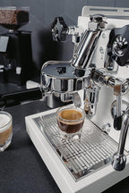 Diletta Bello Espresso Machine | Heat Exchanger | E61 | Manual Control | 3 Liter | Made In Italy | (White)