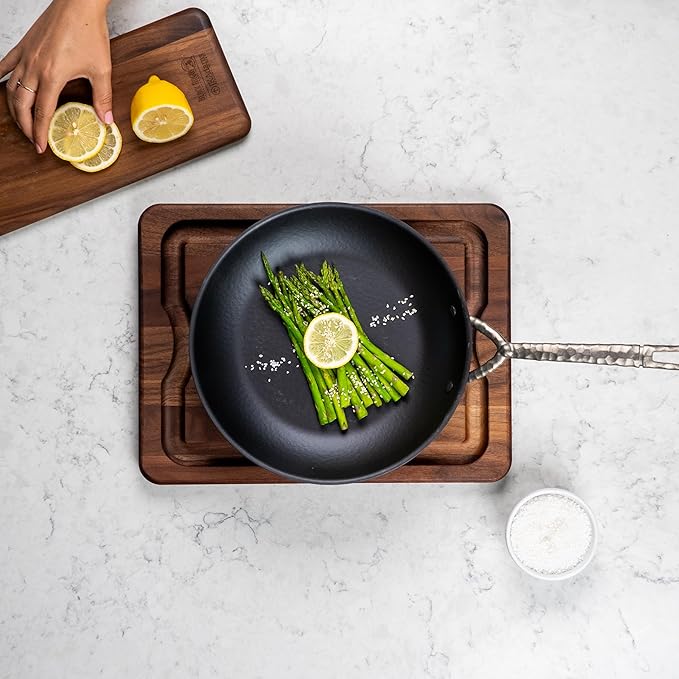 Alva 9.5” Carbon Steel Frying Pan – Naturally Nonstick, Made without PTFE, PFOA, & PFAS, Oven & Induction Safe, Chef-Grade Heat Control, Built to Last a Lifetime, Designed in Belgium