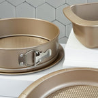 Berghoff Balance Nonstick Springform Cake Pan 11" x 11" x 2.25", Removable Bottom, Lightweight Carbon Steel, Ferno-Green, Non-toxic Coating Bakeware, Leakproof, Oven Safe Up To 450°F