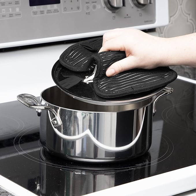 All-Clad Premium Pot Holder & Hot Pad: Heat Resistant to 500 Degrees - 100% Cotton, 10"x6.25" Hot Pad for Kitchen and Barbeque, (1-Pack), Black