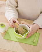 ZENS Matcha Whisk Set, 5pcs Matcah Kit Includes Ceramic Bowl with Spout, Handcrafted Bamboo Whisk, (Chasen) Holder, Scoop & Tea Mat, Matcha Set Gift for Tea Ceremony, Green