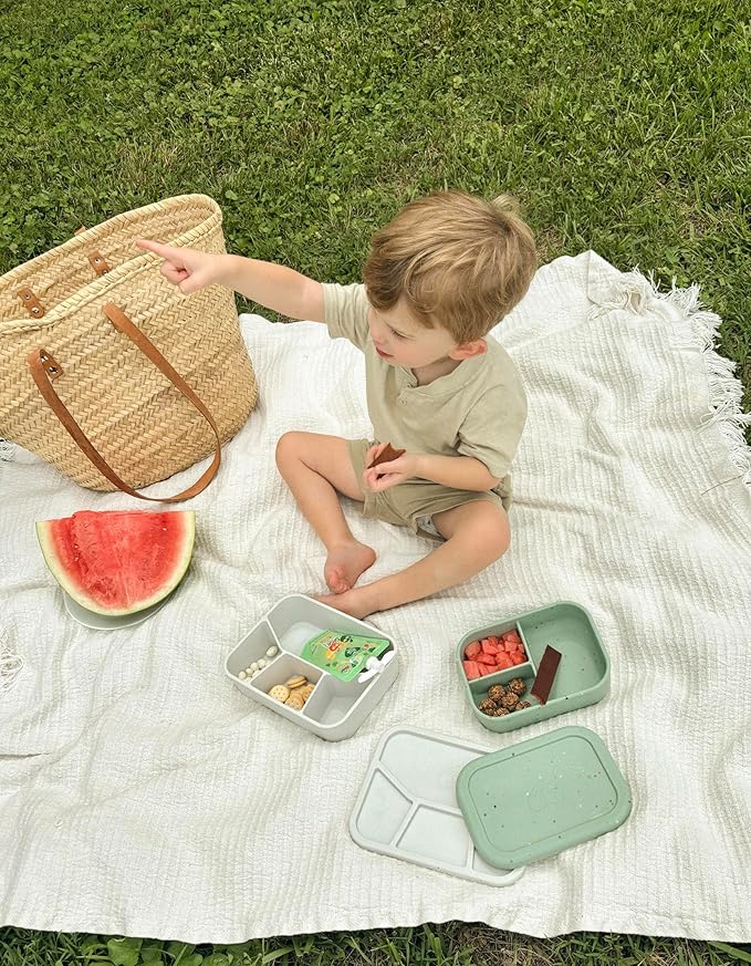 Ullabelle Leak Proof Bento Box Food-Grade Silicone Bento, BPA, Phthalate, Lead, & PVC Free - Bento Lunch Box for Daycare, Kids, & Adults - Leak Resistant Sets With Lids Snack Box Container (Green)