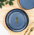 TheTerra Ceramic Dinnerware Sets for 8, 24 Pieces Porcelain Lightweight Speckled Plates and Bowls Sets, Scratch Resistant Dish Set, Oven & Microwave & Dishwasher Safe, Starry Blue