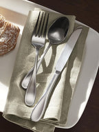Oneida Silverware Set For 8, Voss 45-Piece Everyday Flatware Set with Serving Utensils, Service For 8, 18/0 Stainless Steel, Mirror Finish, Dishwasher Safe, Knives Spoons and Forks (Silver, 45 Pieces)
